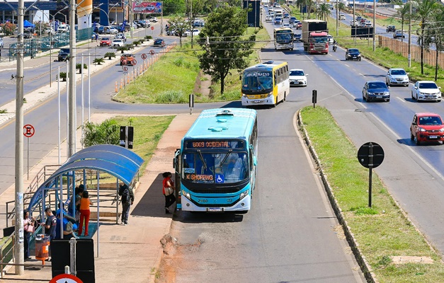 Transporte: Caiado e Ibaneis pedem novo prazo para evitar aumento de tarifa
