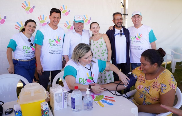 Três mil pessoas celebram Dia do Cooperativismo em Aparecida de Goiânia