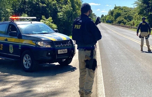 Três pessoas morreram em rodovias federais em Goiás durante o feriado 