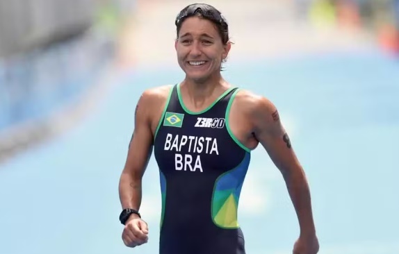 Triatleta Luisa Baptista é transferida para o HC da USP