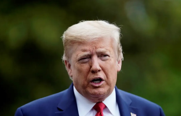 Trump cita Brasil como um dos países que cobram muitas tarifas e que querem "prejudicar" os EUA