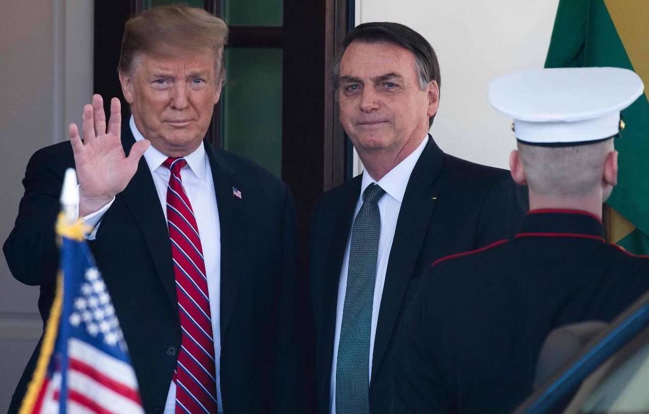 Trump diz que Brasil está fazendo 'coisa terrível' com Jair Bolsonaro: 'Deixem ele em paz'