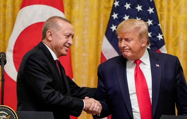Trump diz ter tido conversa produtiva com Erdogan e fala em mediação na guerra da Ucrânia