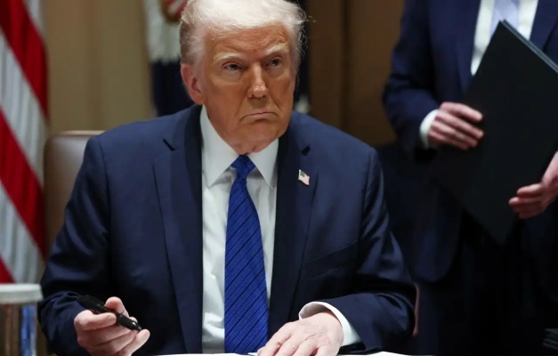 Trump suspende negociações comerciais dos EUA com Canadá e promete tarifas nos próximos dias