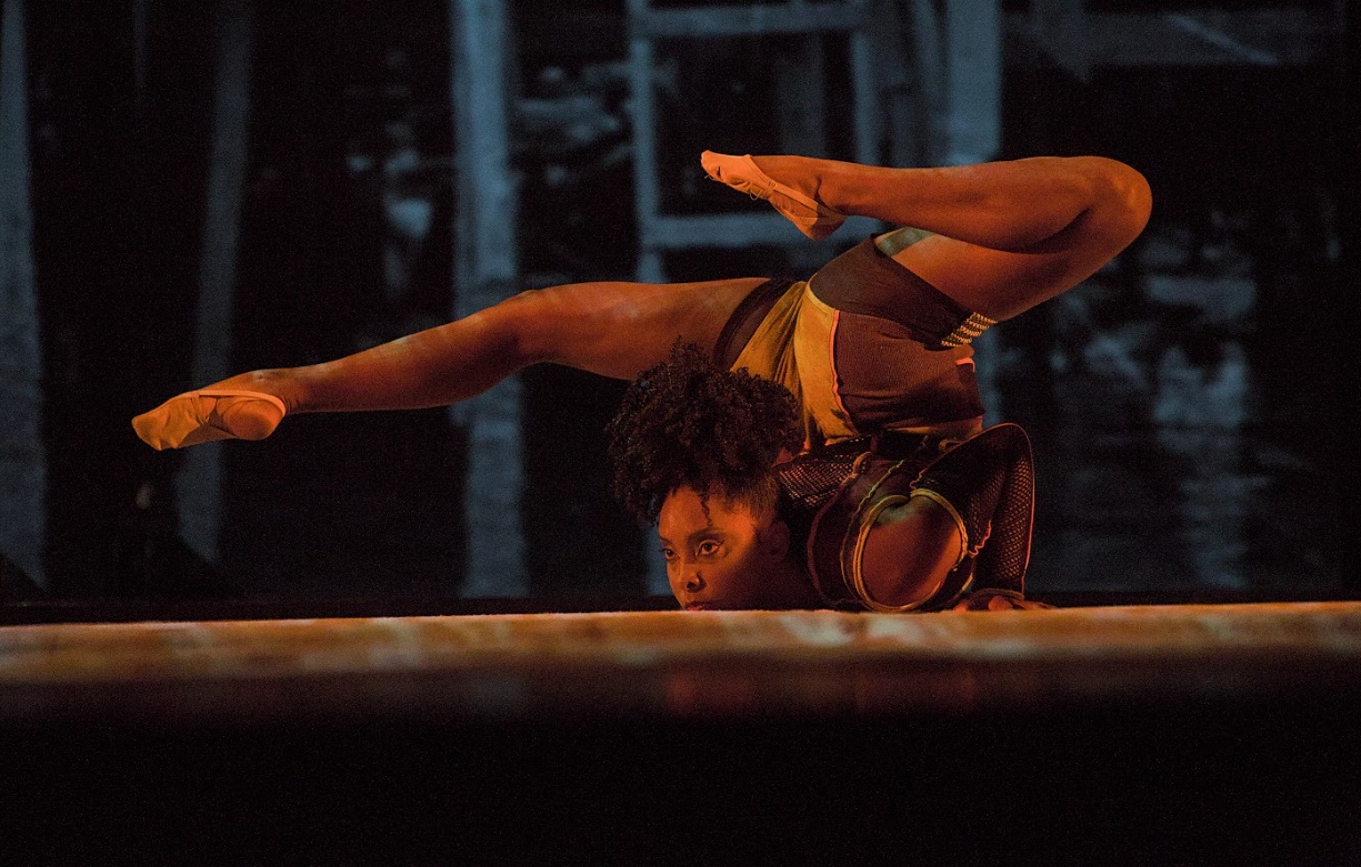 Trupe do Recife chega a Goiânia com espetáculo gratuito e oficinas de circo