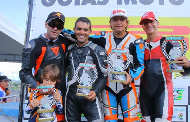 Última etapa da temporada 2015 coroa campeões do Goiás MotoGP
