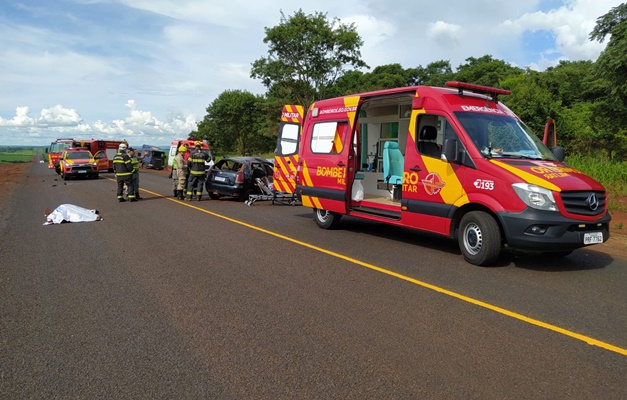 Um pessoa morre e duas ficam feridas em capotamento na GO-040, em Goiatuba