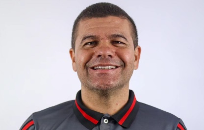 Umberto Louzer é o novo técnico do Atlético-GO