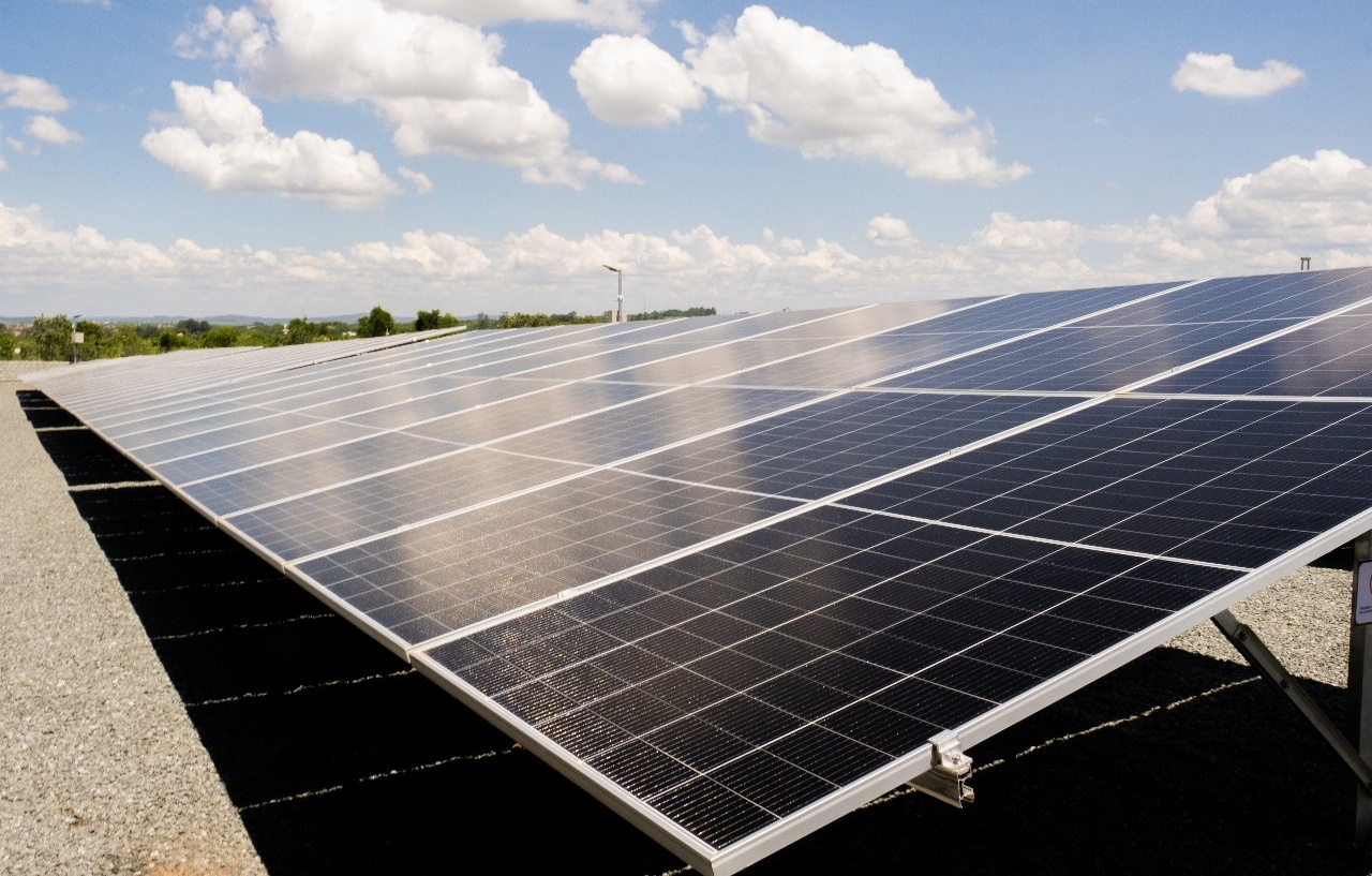 Usina solar do Sicoob UniCentro Br atinge desempenho acima da expectativa 
