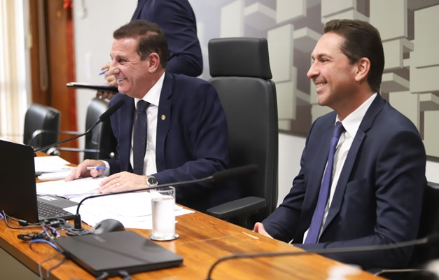 Vanderlan Cardoso avalia determinação de Leandro Vilela: "Deve ser exemplo"
