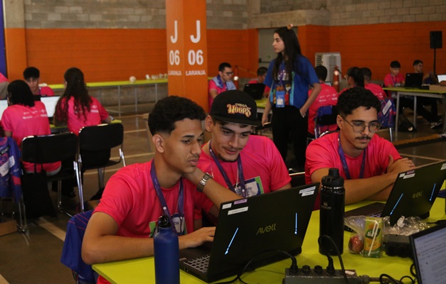 Vencedores da Olimpíada de IA Aplicada garantem vaga para intercâmbio