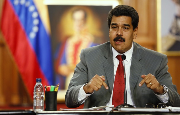 Venezuela desvaloriza moeda, eleva salários e gera temores de mais instabilidade