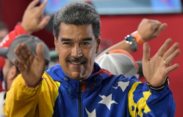 Venezuela quer proibir candidatura que não acatar reeleição de Maduro