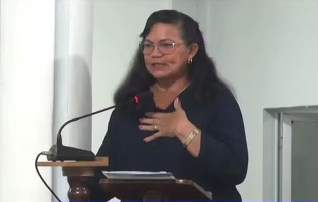 Vereadora defende violência contra mulher em sessão na Câmara no Amazonas