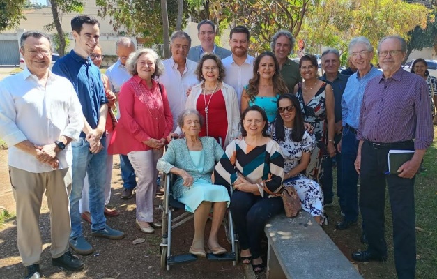 Vereadores se unem para reestruturar a Praça José Rodrigues Naves Júnior