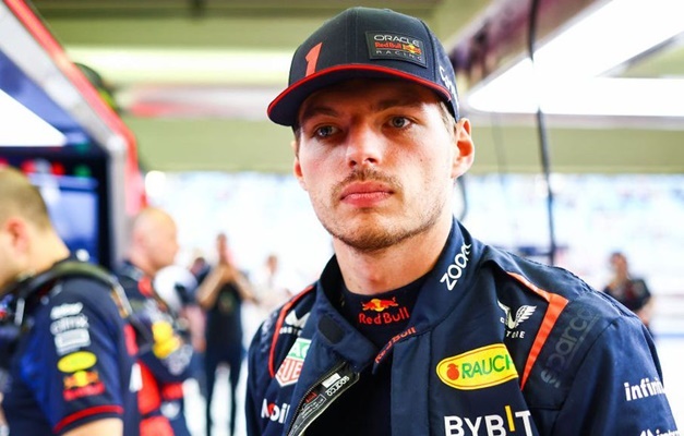 Verstappen enterra rumores e confirma permanência na Red Bull para 2026