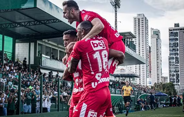 Vila bate o Goiás com gol de Júnior Todinho na Serrinha em Goiânia