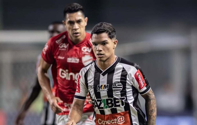 Vila Nova bate o Athletic e assume a liderança da Série B