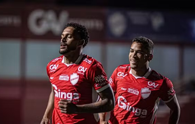 Vila Nova empata com Criciúma e chega a oito jogos sem vencer