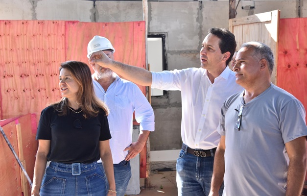 Vilela visita obras nos setores Marista Sul, Buriti Sereno e Jardim Riviera