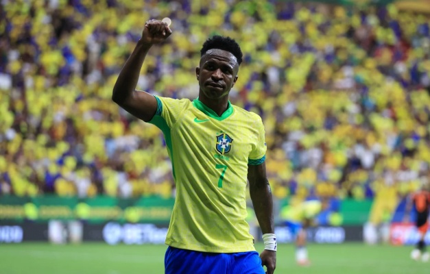 Vini Jr. aponta evolução da seleção com Ancelotti e já pede 'clima' de Copa do Mundo