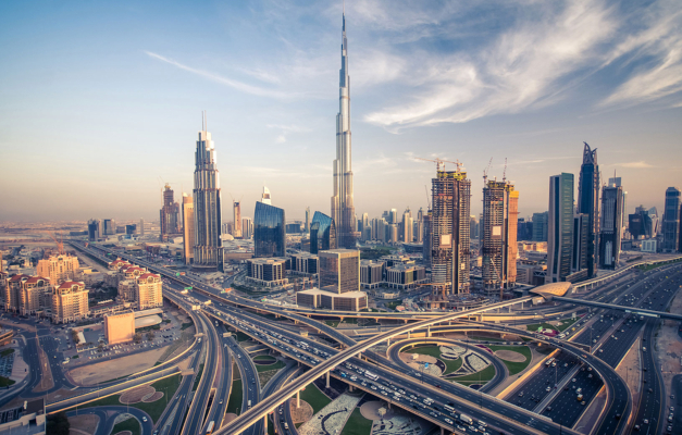Visto para Dubai passa a ser gratuito e feito na chegada