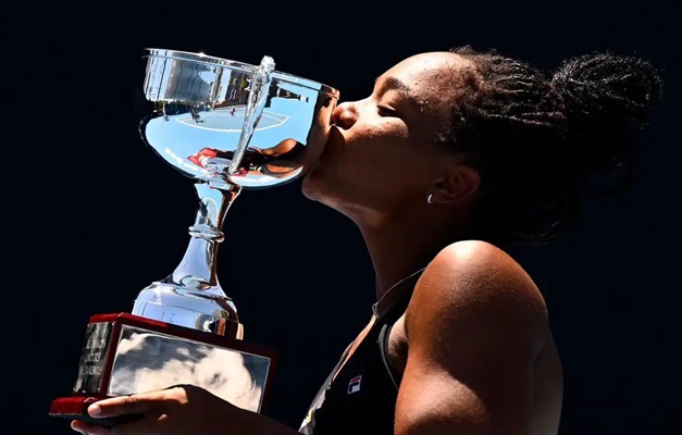 Vitória Miranda fatura o título de simples do Australian Open Junior