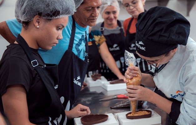 Workshop de Páscoa do Senac Goiás reúne receitas sofisticadas e lucrativas