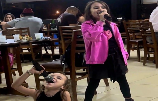 Yohanna e Giovanna cantam o melhor do flashback nacional e internacional