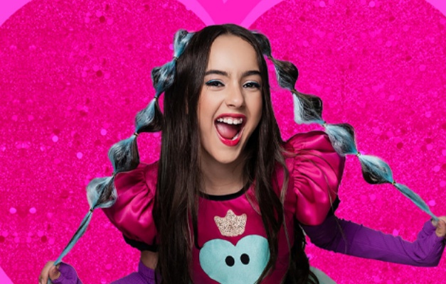 Youtuber Belinha apresenta show em Goiânia